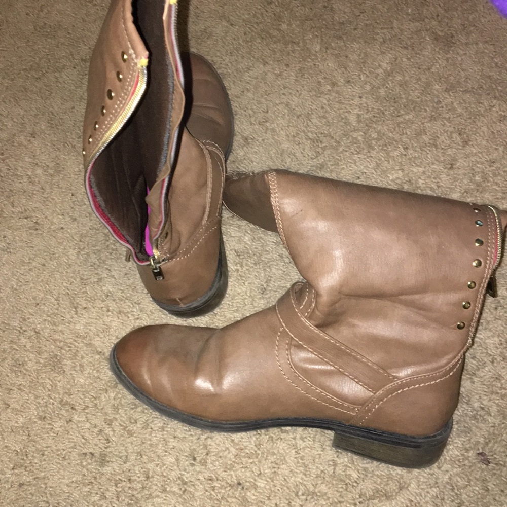 Brown winter/ fall boots